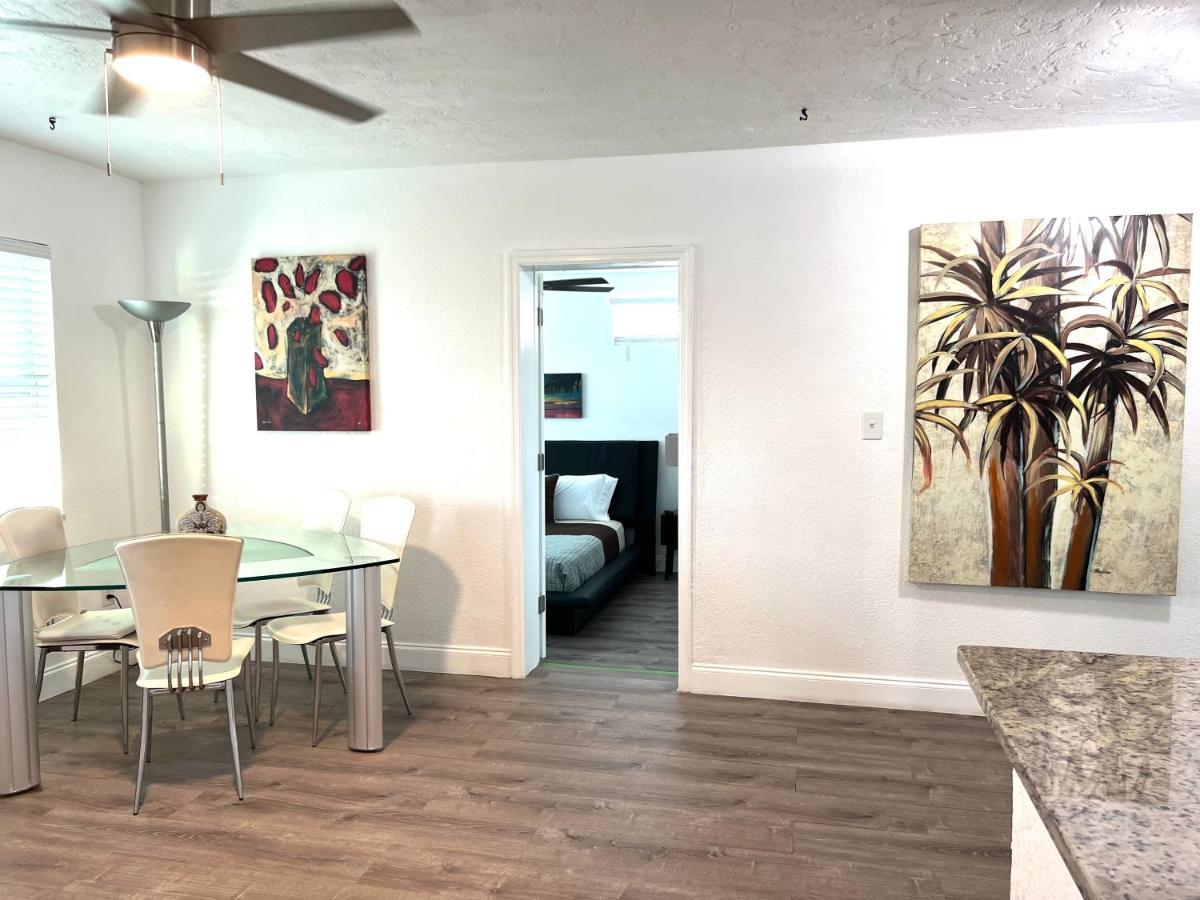Hostal Beach Vacation Mode Bradenton Exterior photo