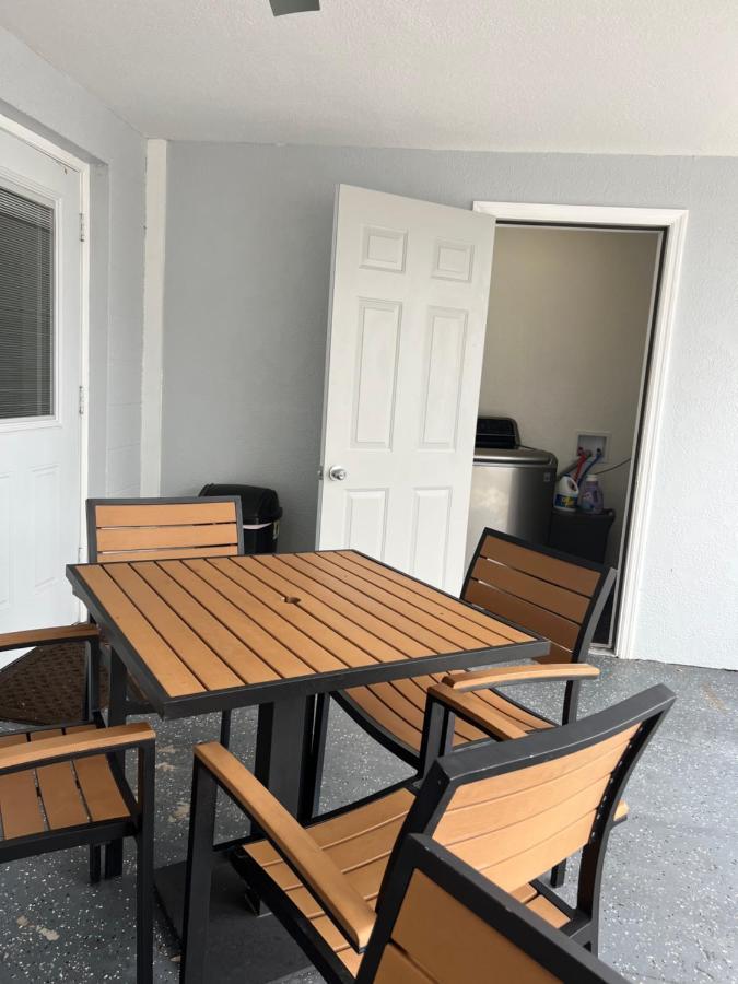 Hostal Beach Vacation Mode Bradenton Exterior photo